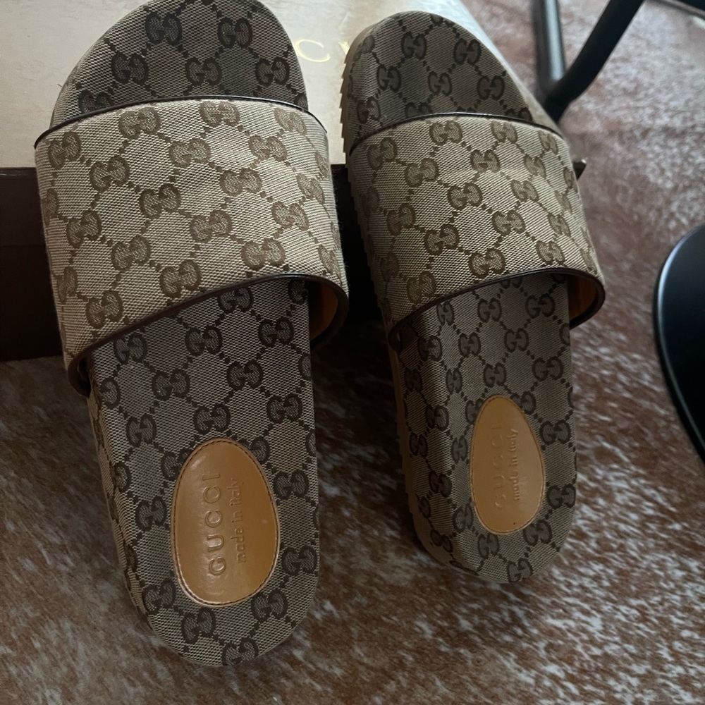 GUCCI Sandals men’s GG slides - Authentic - Picture 3 of 6